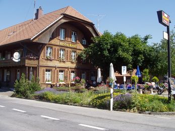 Aussenansicht - Restaurant Kreuzweg - Unterlangenegg